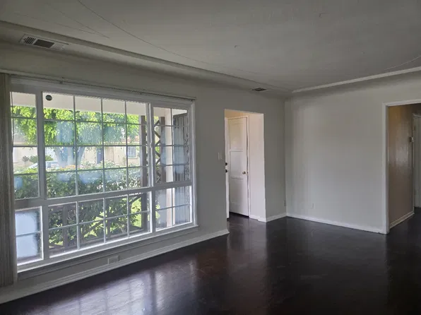 8520 11th St, Downey, CA 90241