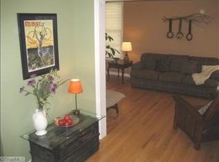 4 Topridge Ct, Greensboro, NC 27407