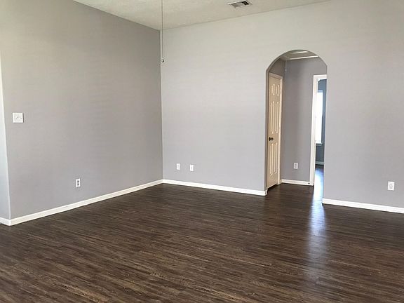4th image of 8607 Chaletford Dr