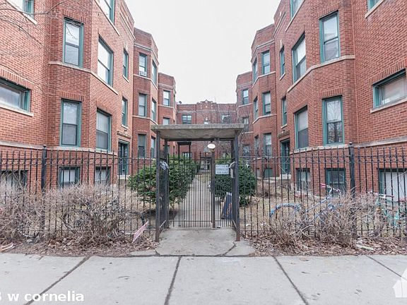 5th image of 843 W Cornelia Ave #726