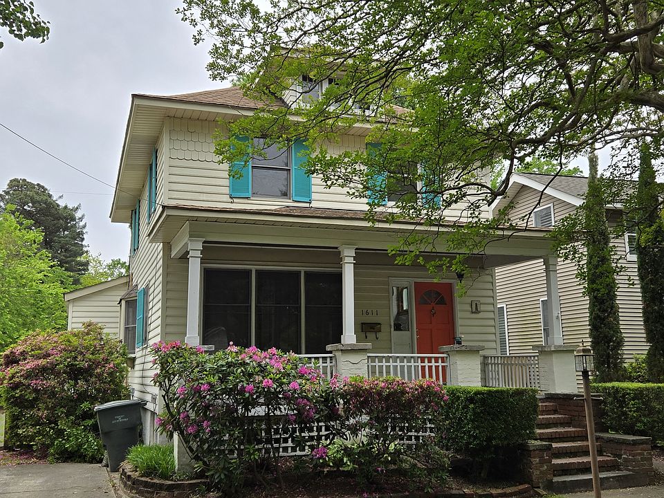 1st image of 1611 Longwood Dr