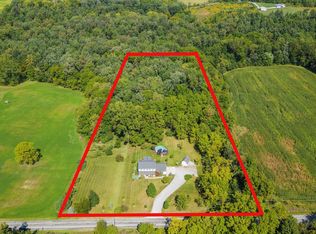 2957 E Kammerer Rd, Kendallville, IN 46755