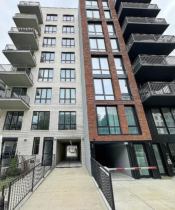 1st image of 516 Herkimer St #4B