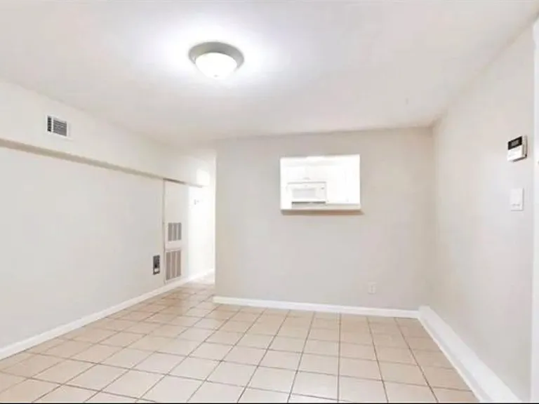 2822 Oreilly St — Photo 7
