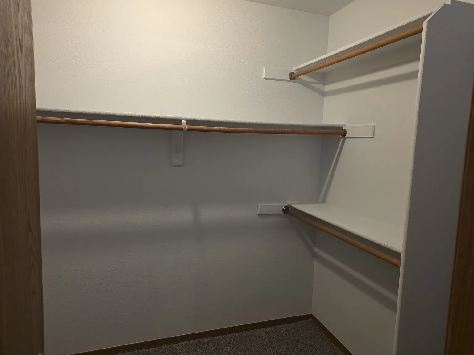 3 bed, 2312 sqft, $2,900 — Photo 3