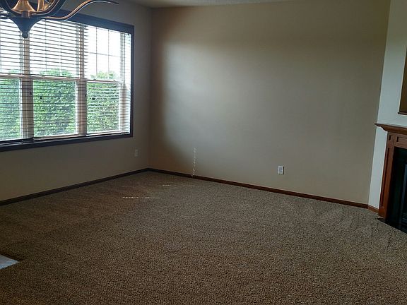 4th image of 3293 Hazel Trl Unit E