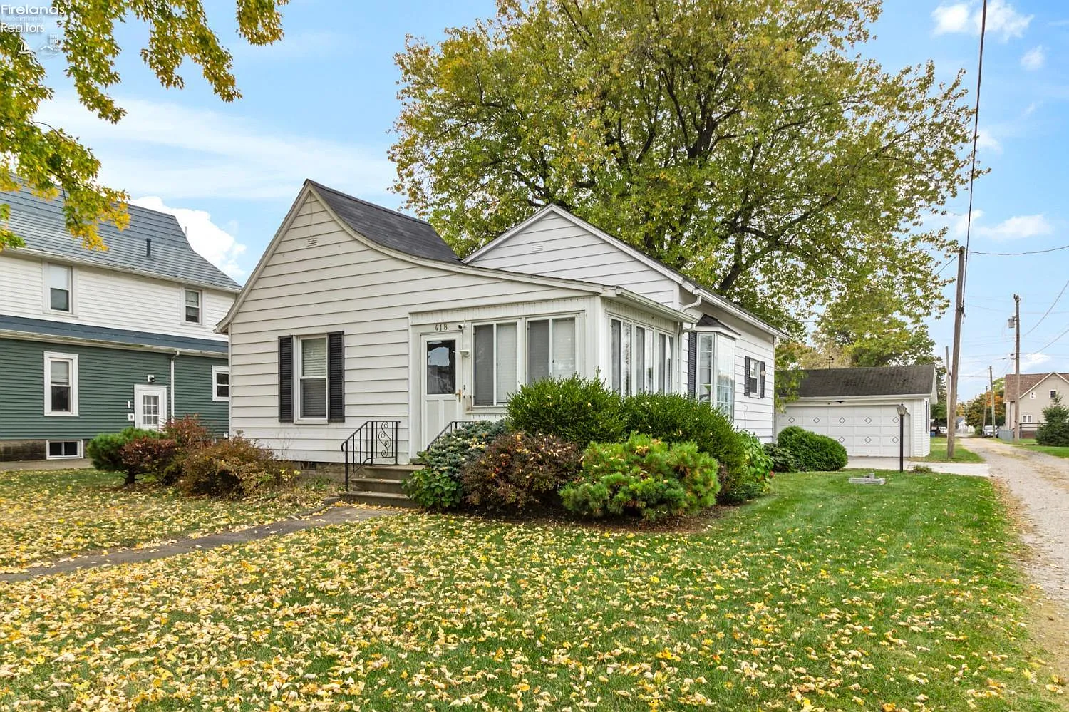 418 Harrison St photo 1