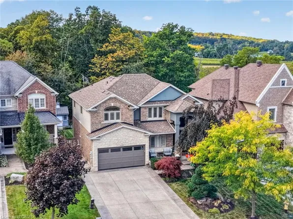 4088 Highland Park Dr, Lincoln, ON L0R 1B7