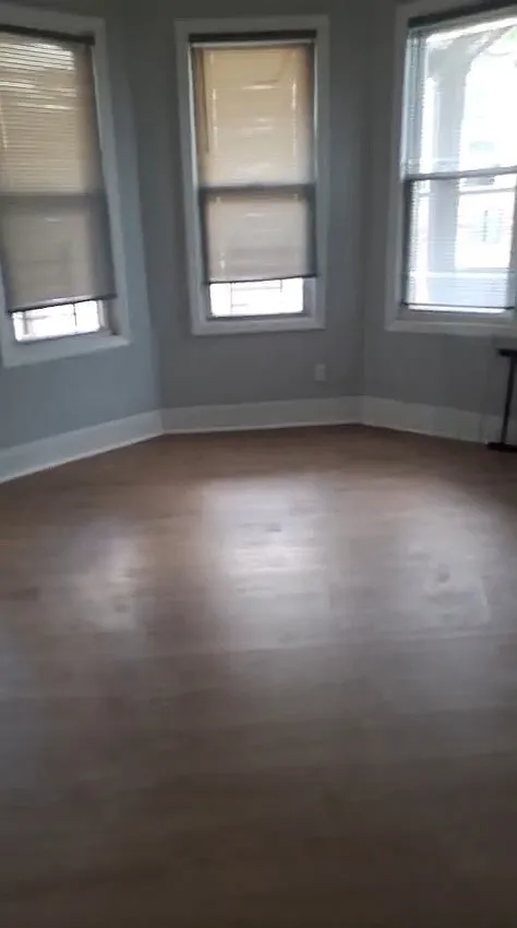 3 bed, $2,200 — Photo 1