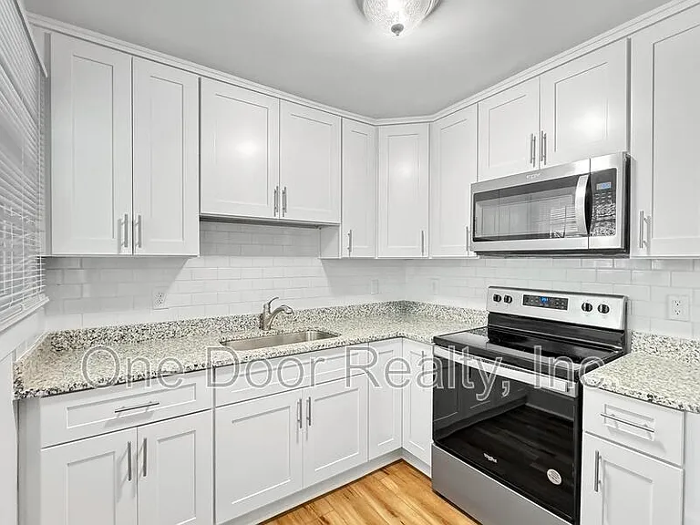 224A Virginia Ave — Photo 5