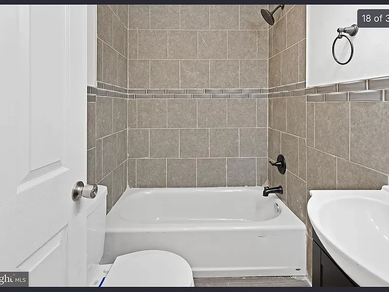 3045 N Carlisle St — Photo 12