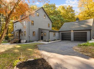 327 Hattertown Rd, Monroe, CT 06468