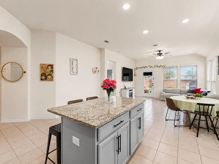 11410 Cypress Elm Ct — Photo 13