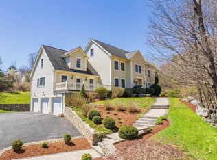 106 East St, Middleton, MA 01949