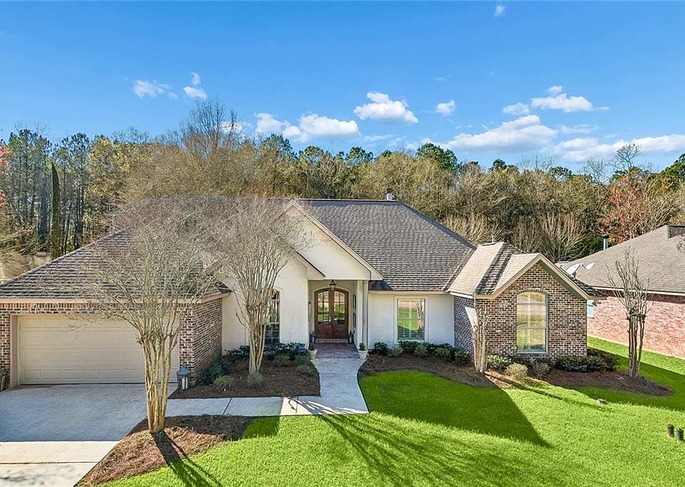 1st image of 114 Swallow St