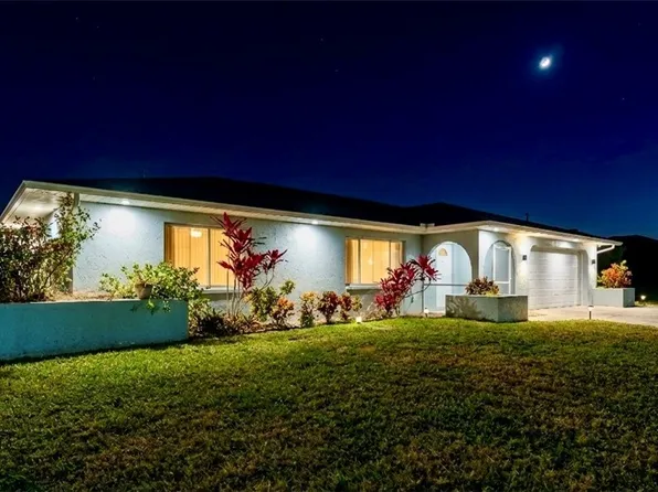 224 NE 9th Ter, Cape Coral, FL 33909