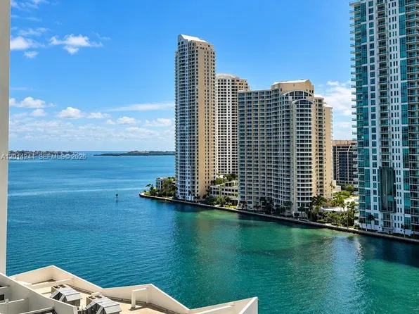 300 S Biscayne Blvd #L-l32, Miami, FL 33131