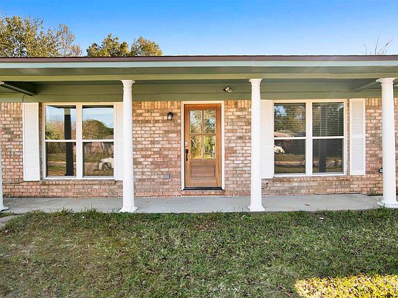 3rd image of 1231 Fort Smith Cir
