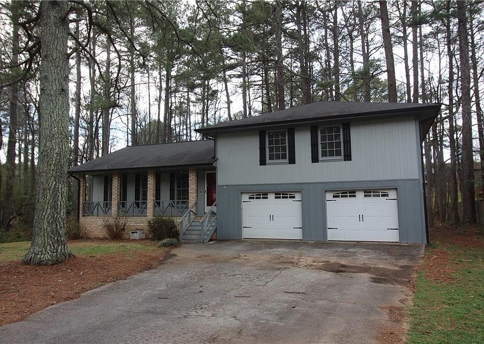 1st image of 3081 Karen Ln NE