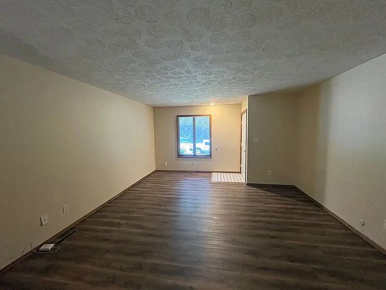 936 S Craig Ave #&-3331 — Photo 2