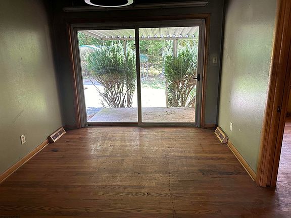 4th image of 88 Woodlyn Dr
