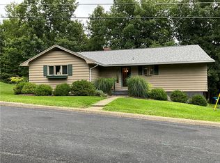 4 Overlook Dr, Oneonta, NY 13820