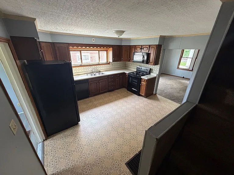 412 Buckeye St — Photo 22