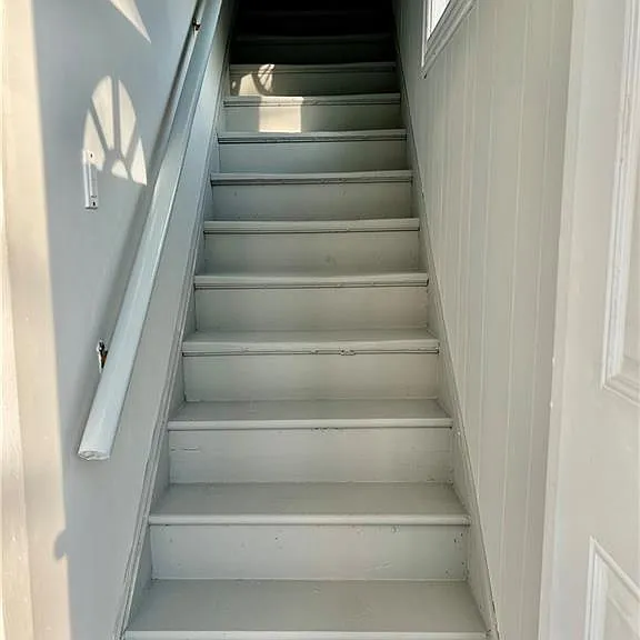 122 Seaside Ave #2 — Photo 2