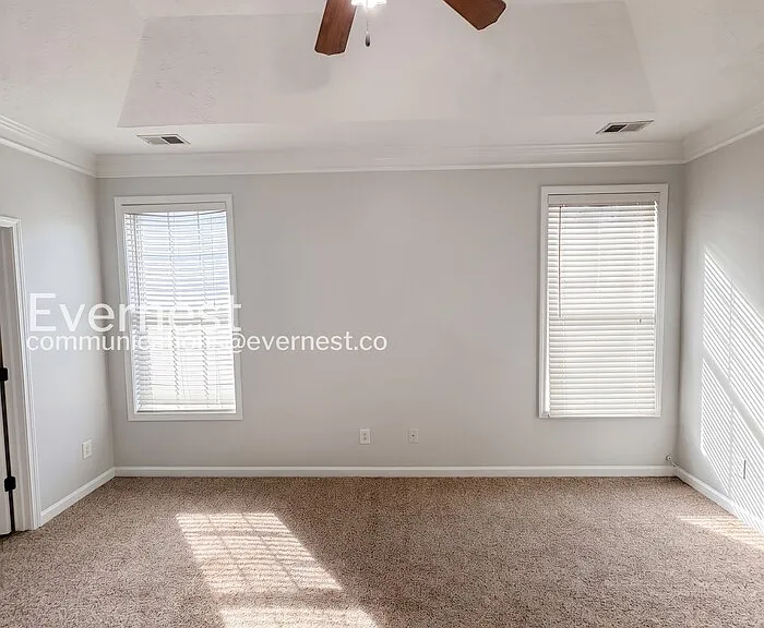 190 Greenland Dr — Photo 17
