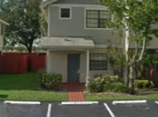 10660 NW 1st St, Pembroke Pines, FL 33026