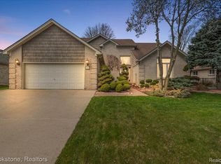 51161 Blue Spruce Dr, Macomb, MI 48042