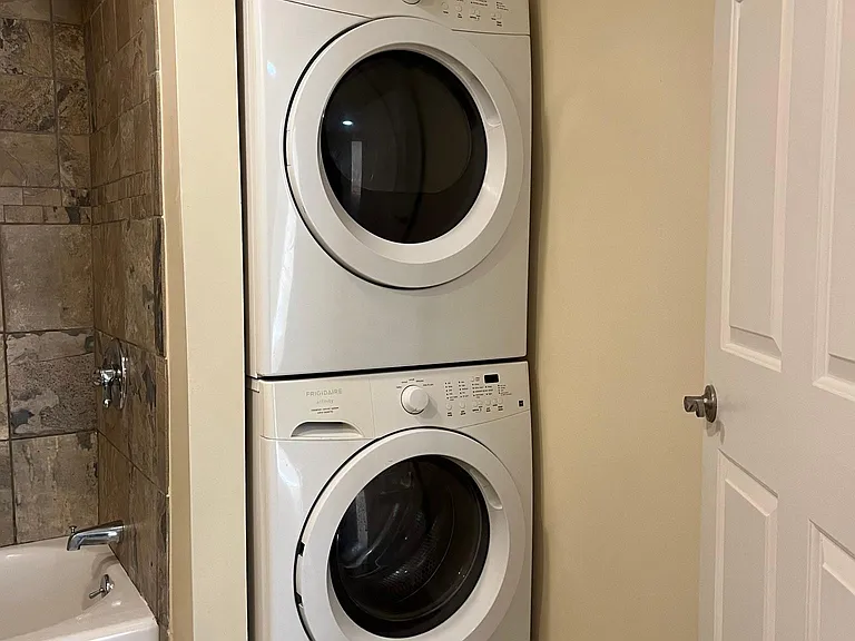 680 N Colony St #15 — Photo 21