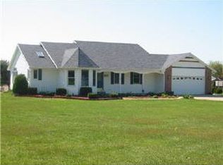 565 N Thorn Rd, Walkerton, IN 46574