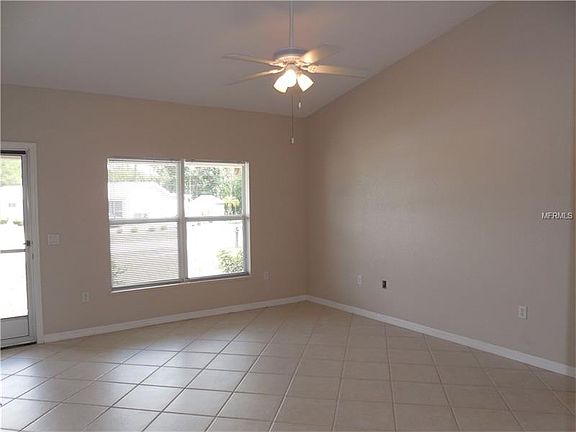 4th image of 373 Orange Dr