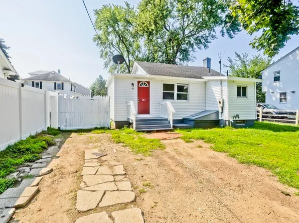 143 Davenport St, Springfield, MA 01119