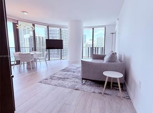 45 SW 9th St APT 3903, Miami, FL 33130