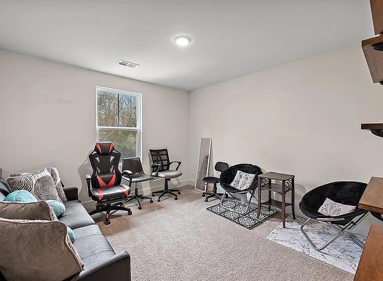 8210 S Antler Dr — Photo 16