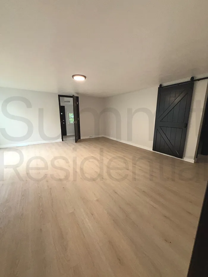 3 bed, 1.5 bath, 1220 sqft, $1,395 — Photo 4