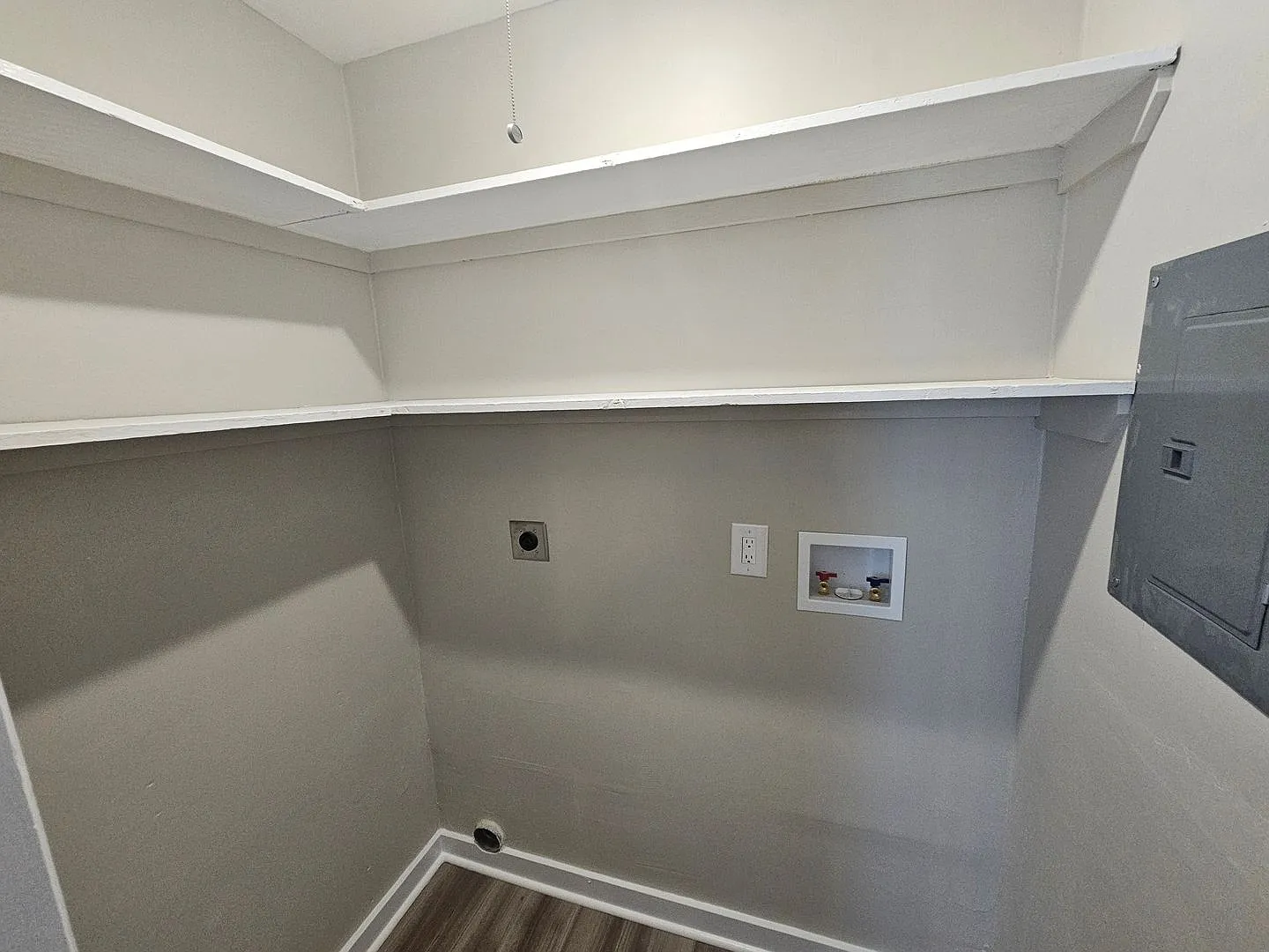 1510 Arthur Ave — Photo 4