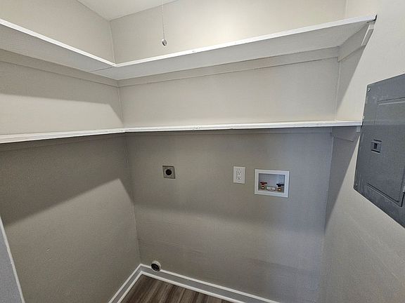 3rd image of 1510 Arthur Ave APT C