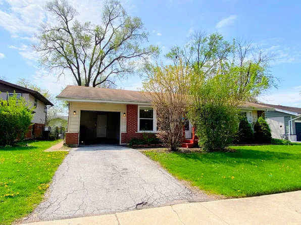 3317 Woodworth Pl, Hazel Crest, IL 60429
