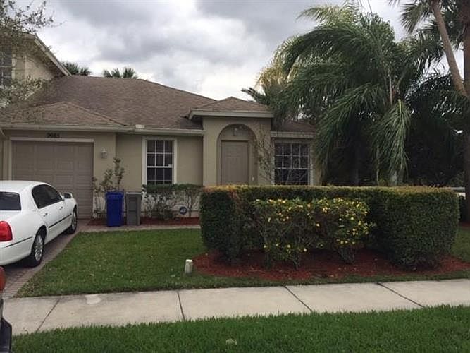 1st image of 9985 E Villa Cir