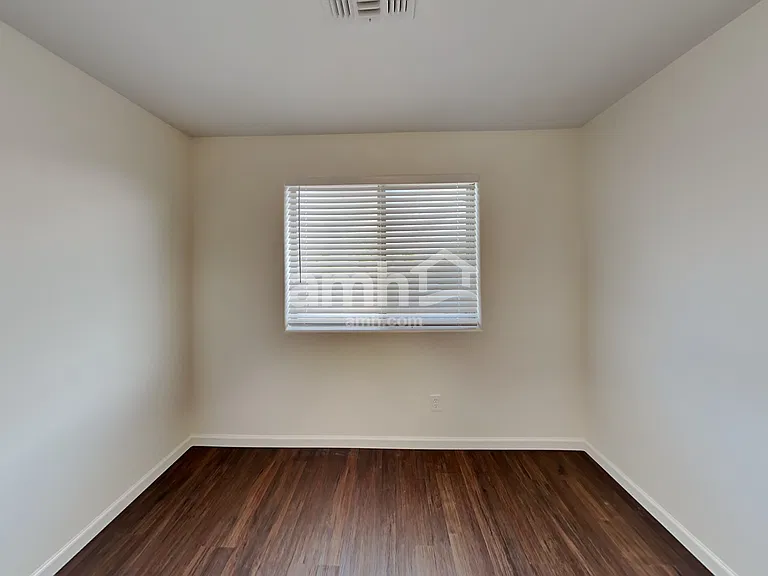 3910 E Hematite Ln — Photo 17