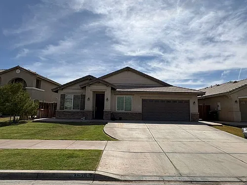 3535 Rebecca St Photo 1