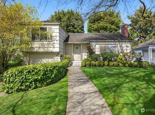 2273 Viewmont Way W, Seattle, WA 98199