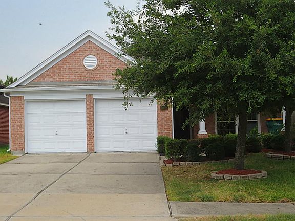 2nd image of 2908 Plum Lake Dr