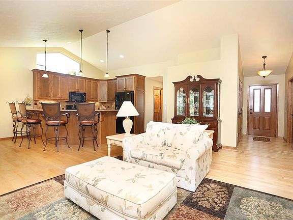 4th image of 1481 Westcreek Ln Unit 27