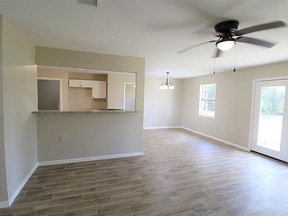 5th image of 7510 Plover Cir