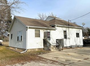 2402 Madison St, Emmetsburg, IA 50536