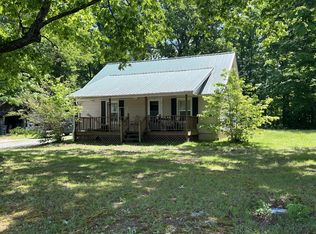 1215 Durham Rd, Adams, TN 37043